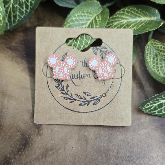 Mouse Head Pretzel Stud Earrings, Handmade Stud Earrings, Snack Food Mouse Head Shape, Laser Cut Earrings, Parks Pretzel, Hypoallergic Studs