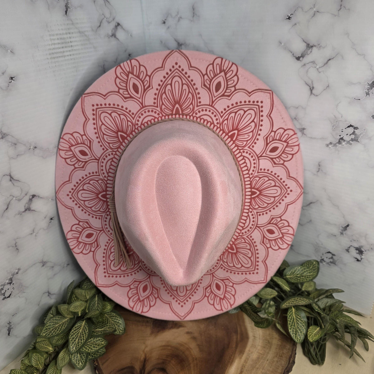 Women’s wide brim hat engraved with mandala pattern
